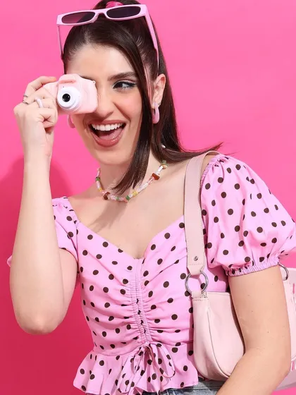 A duplicate of the playful Barbiecore shot, perfect for creating a consistent and fun social media feed.