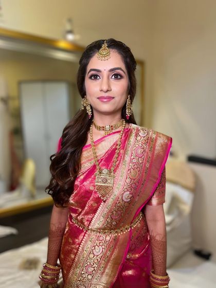 Classic Red & Pink Bridal Looks photo 98