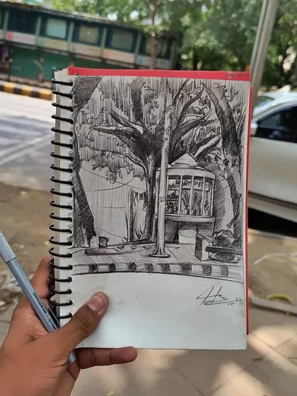 A quick ink sketch from our session at Janpath Market. I believe you can find art anywhere, and these urban sketching sessions are about capturing the energy of everyday Delhi life right in your sketchbook.
