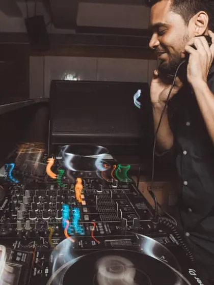 Lost in the mix, layering sounds to build the perfect party track. This is a glimpse into the technical side of my DJing at a club night.