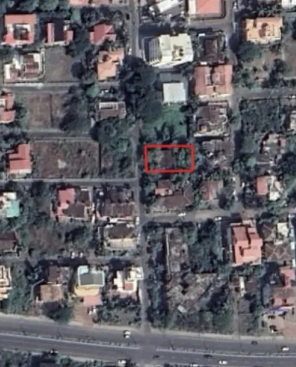 This satellite view shows the project site for "The Nest" within the urban grid of Panjim. Surrounded by neighboring plots, our design strategy was to look inwards, creating a private, nested world for its inhabitants.