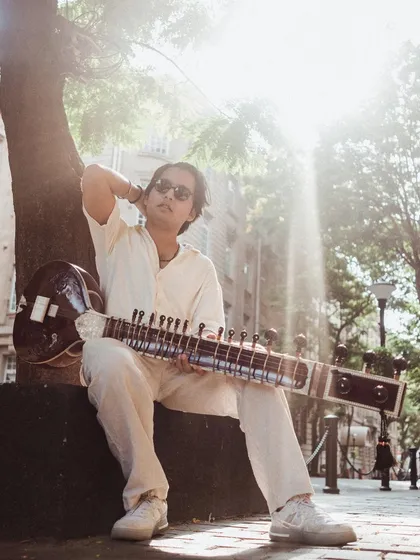 A sunny shot from the 'Bones' photoshoot. I love finding cool urban spots that contrast with the traditional feel of the sitar.