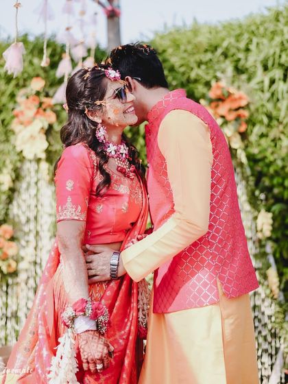 Somesh Chaurasiya - Wedding Photography & Cinematography Vibrant Haldi & Mehendi Moments photo 35