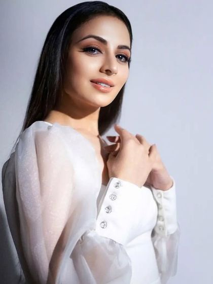 Celebrity Glam & Red Carpet photo 48