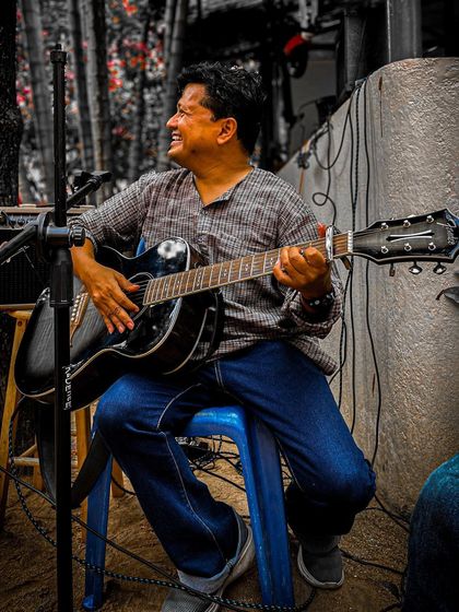 Live music sets the perfect vibe at our Garage Sale. We love having talented local musicians join us, creating a relaxed and joyful atmosphere for everyone to enjoy while they shop, eat, and socialize.