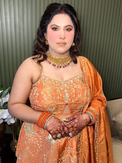 Timeless Traditional & Festive Glam photo 20