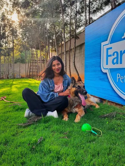 Reunited with Spartan after his longest stay at a boarding facility. Because we worked on separation training from a young age, he handles it like a champ. This is a skill I can help you teach your dog.