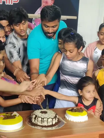 "Nimma preeti vishwasa sada heege namma mele irali." Thank you to our dear parents for the lovely Teacher's Day celebration and cake cutting.