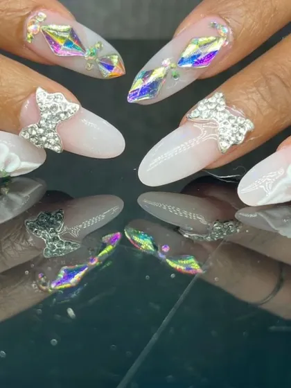 Another detailed shot of the stunning 3D embellishments on this high-fashion nail set.