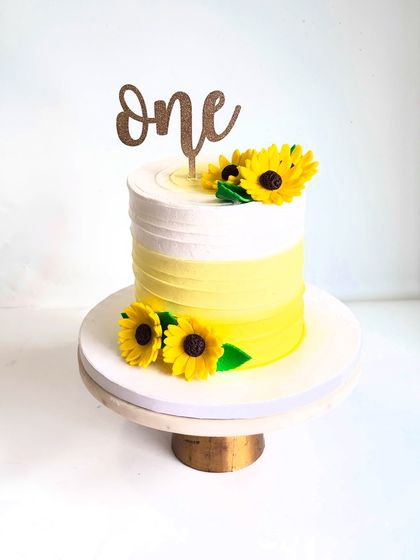 Sweet Beginnings: Baby Showers & Welcome Cakes photo 38