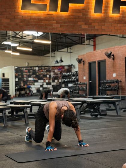 Liftr - Group Strength & Conditioning Classes The LIFTR Method: Training in Action photo 7