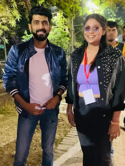 A quick photo with the soulful singer Mohammed Irfan after hosting the Fusion Night at Antaragni. It's always a pleasure to connect with the artists I introduce.