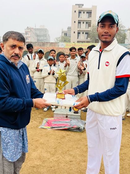 Prince Kumar, awarded Best Wicket Keeper for his excellent work behind the stumps.