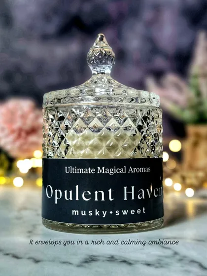Experience a touch of luxury with my Crystal Sparkle Jar candle. This one, in the musky and sweet 'Opulent Haven' fragrance, is hand-poured with natural soy wax and designed to be a beautiful decor piece long after the flame goes out.