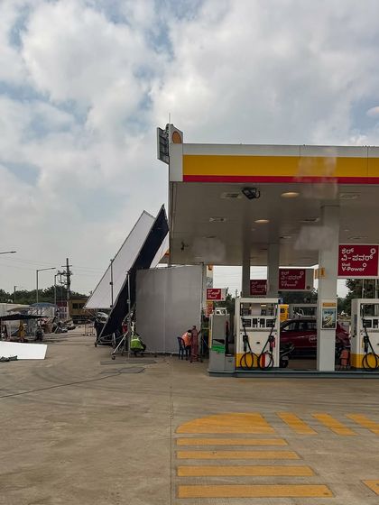 This was our location for the day, a fully operational gas station. Shooting on location brings an authentic feel to the advertisement.