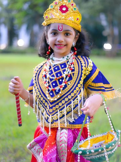 Themed & Festive Portraits photo 7