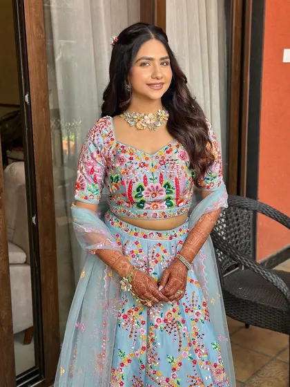Another angle of this pastel princess. The makeup is fresh and light, letting her natural beauty and happy smile be the main focus.