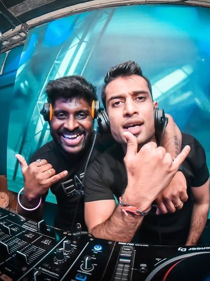 Behind the Music photo 9