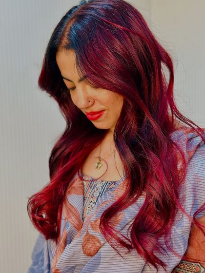 Vibrant Reds & Funky Hues photo 25