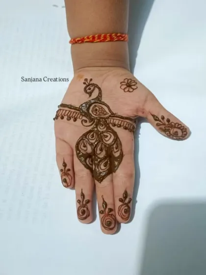 A simple and sweet peacock design for kids, perfect for any festive occasion.