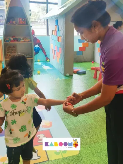 Festive Fun & Holiday Workshops photo 35