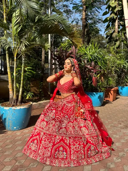 Capturing the golden hour glow with this breathtaking red bridal lehenga. We focused on creating a luminous, long-lasting makeup look that enhances the bride's features and stands out beautifully against the rich, traditional attire.