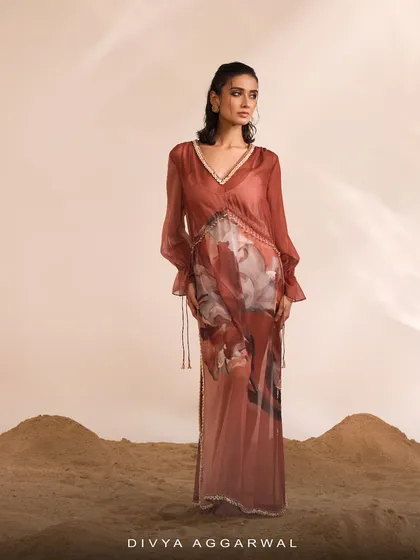 A full-length view of the Aurelia Kaftan Set, a perfect example of a piece that is both a statement and effortlessly wearable.