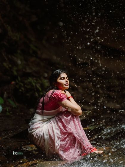 Acchu - Portrait & Fashion Photography Outdoor Portraits: Natural & Environmental photo 13