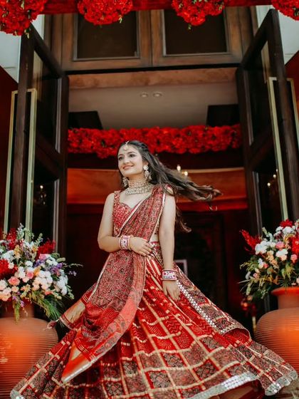 Artistic Bridal & Groom Portraits photo 12