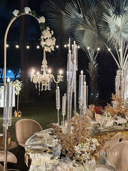 Elegant Seating & Tablescapes photo 3