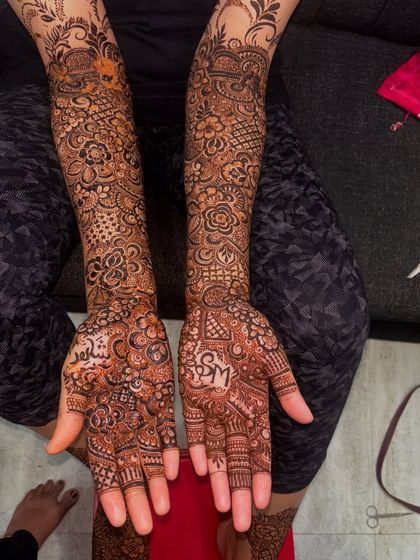 Mehendi Art by Nishat - Mehndi (Henna) Artistry Elaborate Bridal Henna photo 33