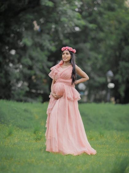 Solo Maternity Portraits photo 14