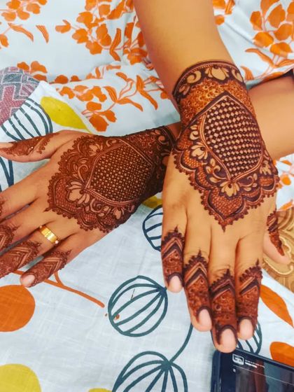 Mehendi Art by Nishat - Mehndi (Henna) Artistry Elegant Henna for Guests & Parties photo 50