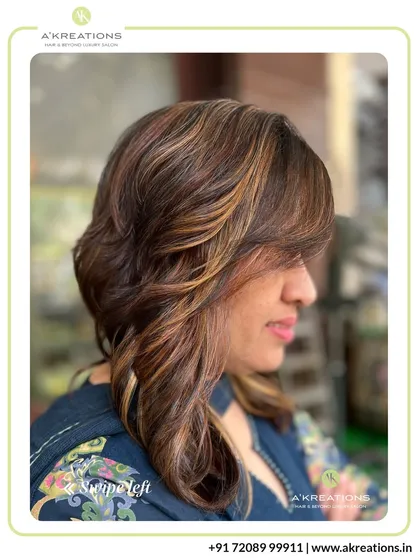 We crafted these refined highlights to create a timeless and elegant look. The careful placement ensures the color looks natural and grows out gracefully.