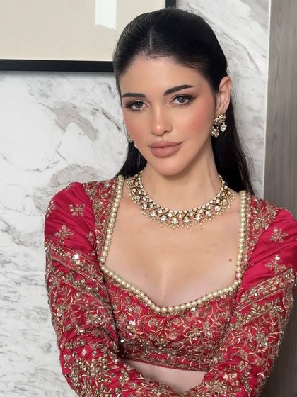 Signature Soft & Natural Glam photo 43