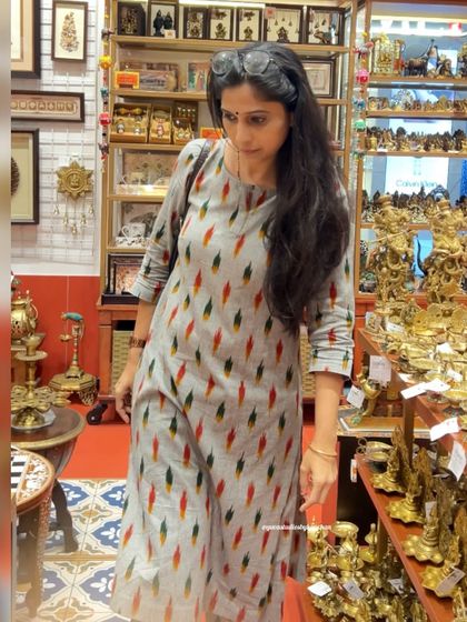 Channeling the festive spirit in our chic grey Ikat co-ords. The pure cotton handloom fabric makes it comfortable for all day wear during Navratri or any celebration.