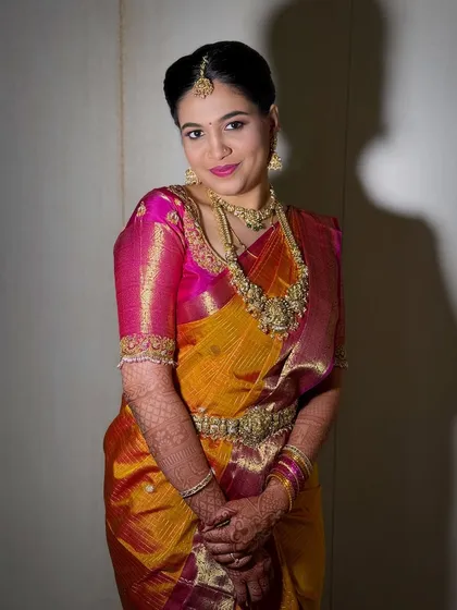This portrait of Namratha showcases her complete Muhurtham look, from the intricate jewelry to the flawless, natural-looking makeup.