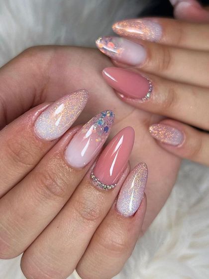 The Palette - Nail Art & Care Bridal & Elegant Sets photo 3