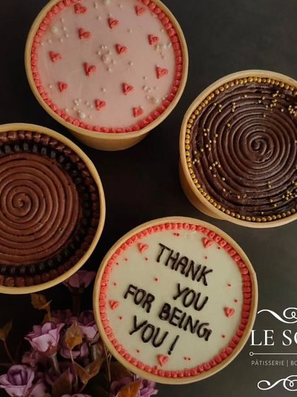 Le Soir Pâtisserie - Novelty Bakes & Dessert Gifts Custom-Designed Cake Tubs photo 16