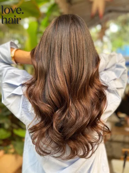 Another beautiful shot of this mocha balayage, capturing its shine and dimension.