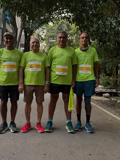 The team at the starting point of the Deccan 200 Miler. Before the 320-kilometer journey begins, the four athletes stand together, ready for the challenge ahead.