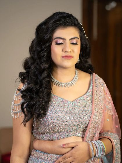 Surbhi Arora - Professional Makeup Course Glamorous Engagement & Cocktail Looks photo 43