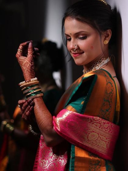 Elegant Engagements & Pre-Wedding Styles photo 19