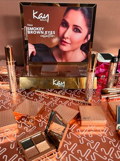 A look at the new Smokey Brown Eyes collection from Kay Beauty. The packaging is gorgeous, and the products are perfect for creating a sultry, smokey eye.