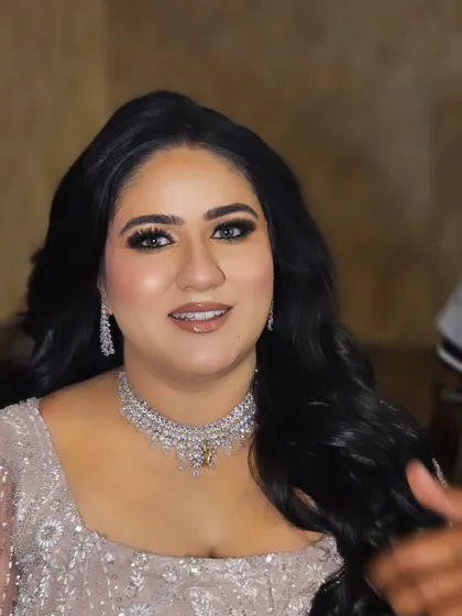 A happy and confident bride-to-be. My goal is always to make my clients feel like the best version of themselves.