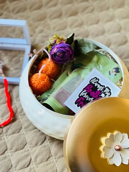 Gift Hamper - Personalized Gift Hampers Rakhi Celebrations photo 74