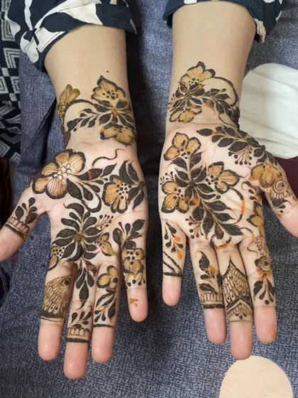 The finished look of the floral design from the previous video, looking absolutely stunning.