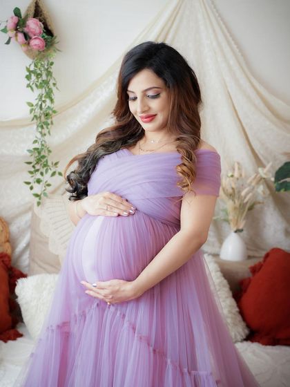 Solo Radiance: Portraits of the Mother-to-Be photo 47