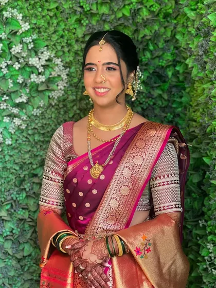 My bride Ramaa looking serene and beautiful for her vidhi ceremony, with natural makeup that enhances her glow.