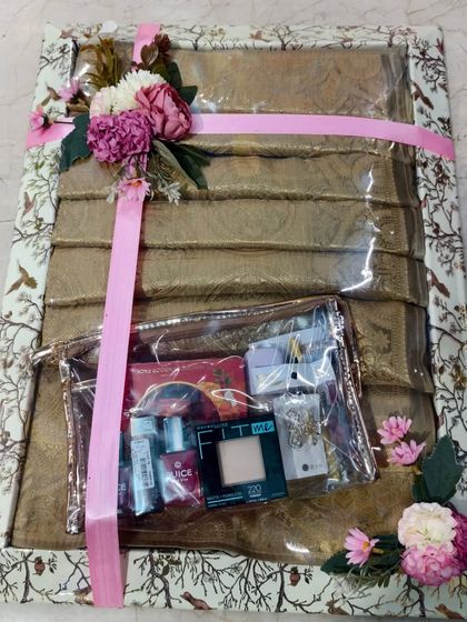 Custom Gift Hampers & Baskets photo 10
